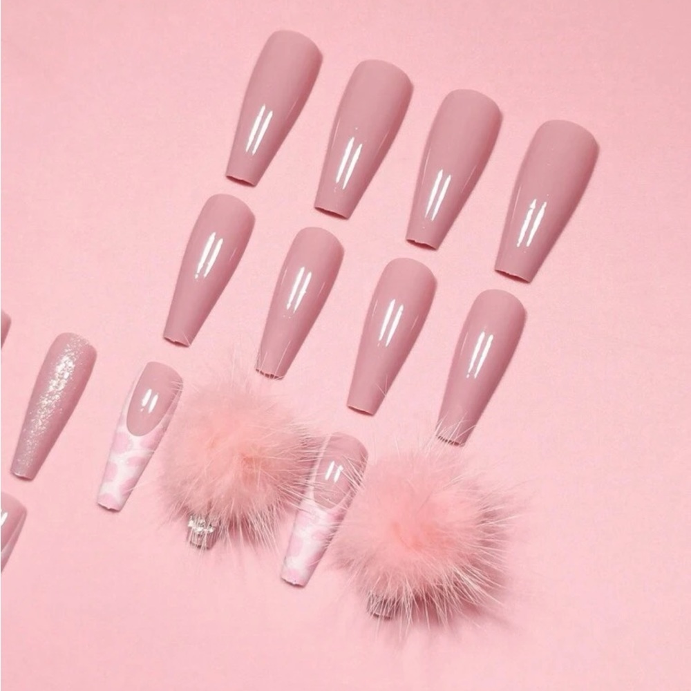 - 24pc Nail Set 💅 - Picture 3 of 4
